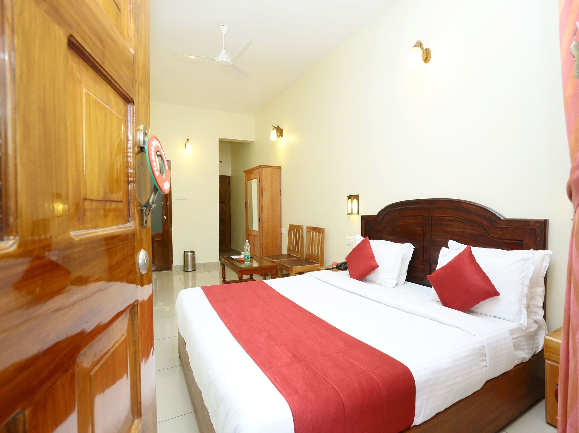 Oyo 12937 Hotel Periyar Canopy Thekkady Bagian luar foto